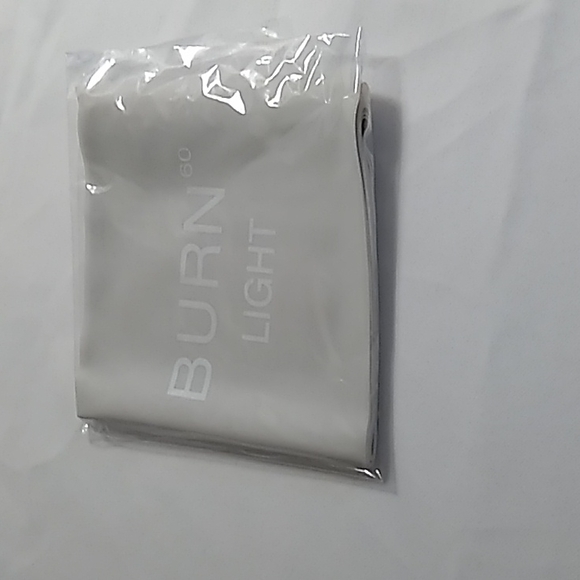 3 resistance bands from Burn 60 from Fab Fit Fun. Light, Medium and Heavy bands - Picture 2 of 6
